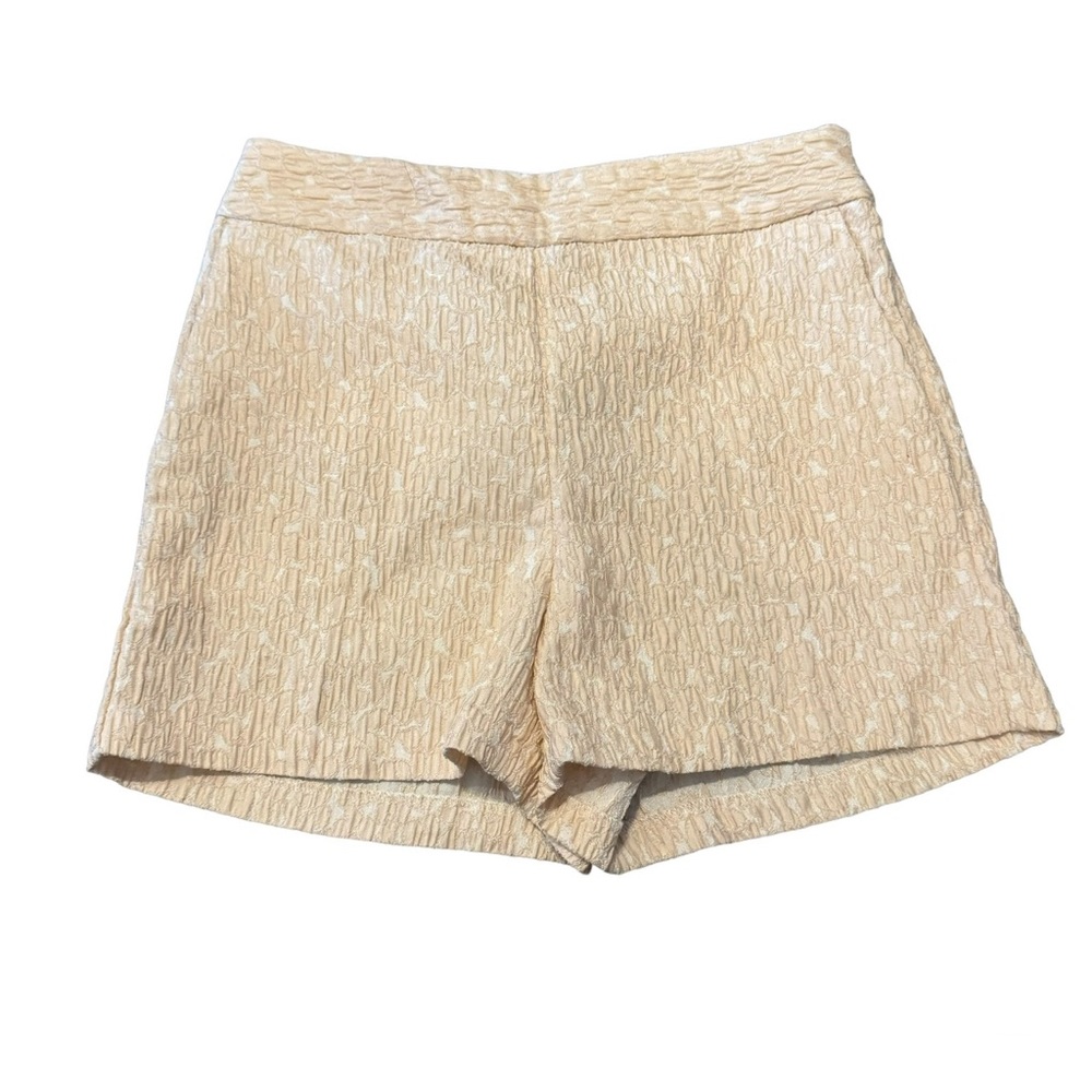 Express size 4R Beige Nude Textured High Rise Shorts